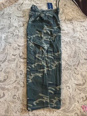 Camouflage oversized barrel Cargo Pants - Olive Camo